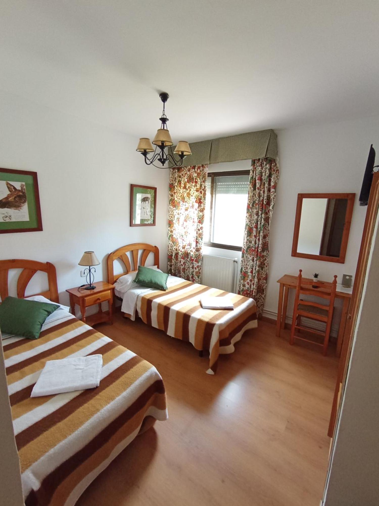 Hostal Rural Alto Tajo Poveda Poveda de la Sierra Bagian luar foto